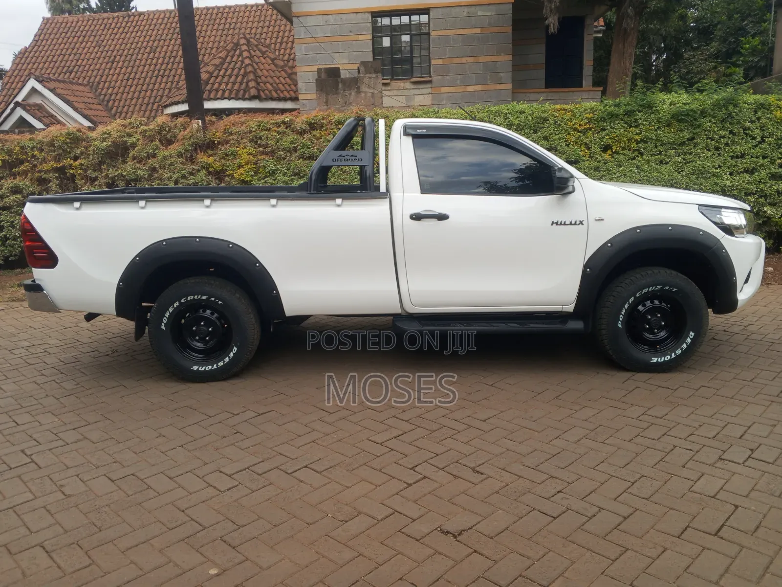Toyota Hilux 2019 White