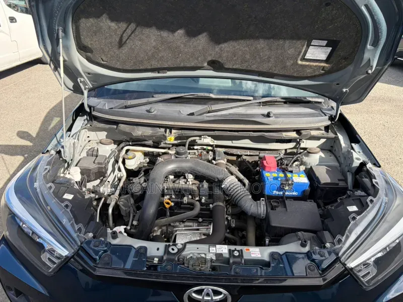 Toyota Raize 2019 Blue