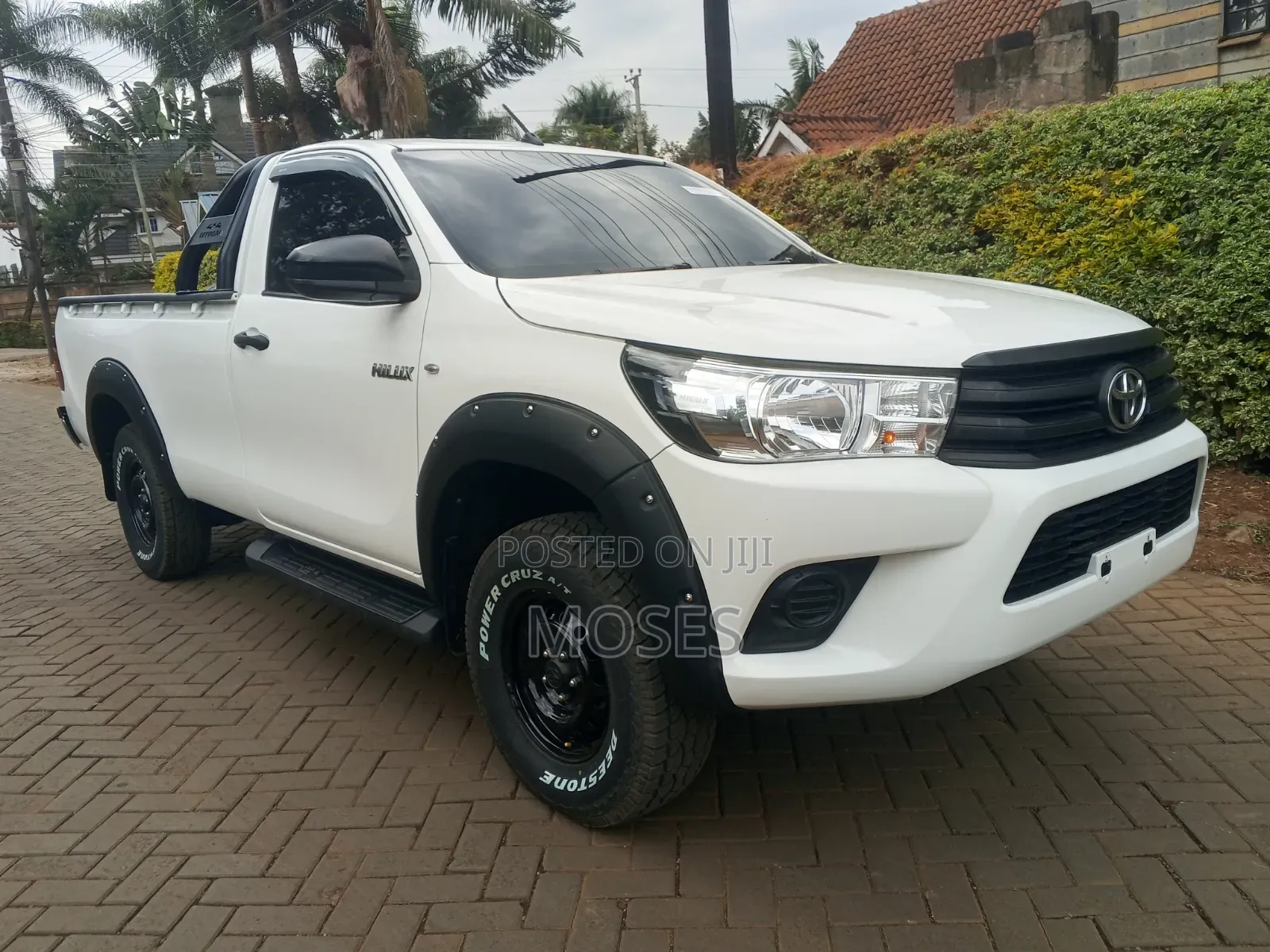 Toyota Hilux 2019 White