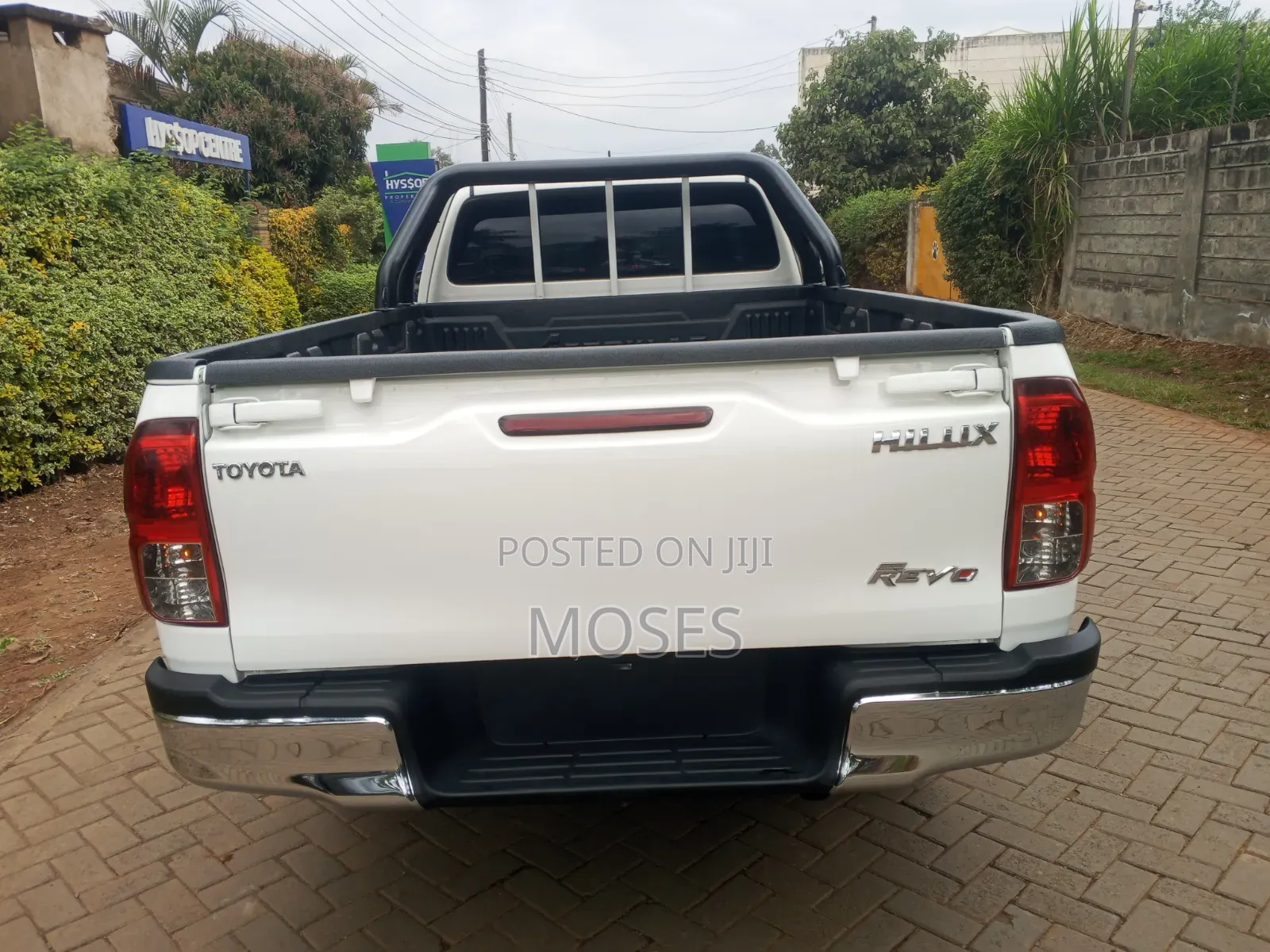 Toyota Hilux 2019 White