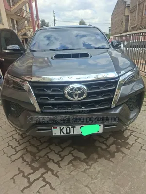 Toyota Fortuner 2016 Gray