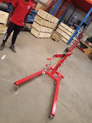 Heavy Duty Engine Crane