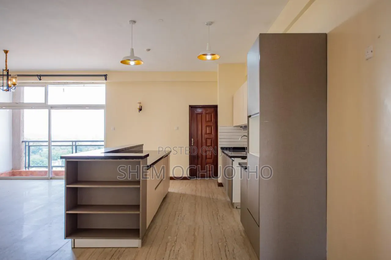 3bdrm Apartment in Muthaiga Square for sale