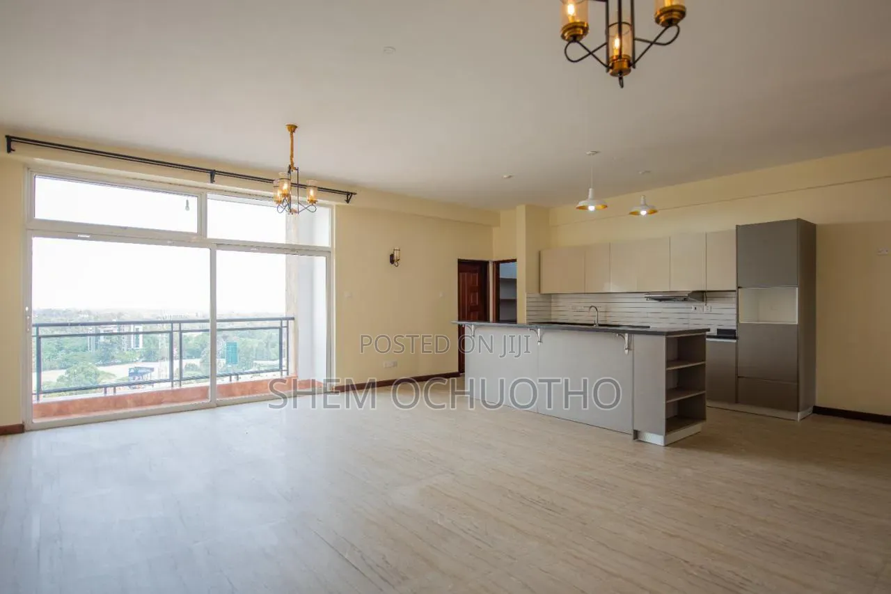 3bdrm Apartment in Muthaiga Square for sale