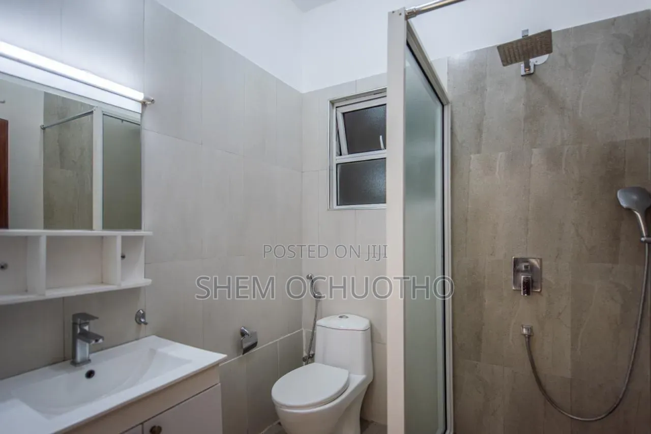 3bdrm Apartment in Muthaiga Square for sale