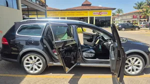 Volkswagen Passat 2014 Black