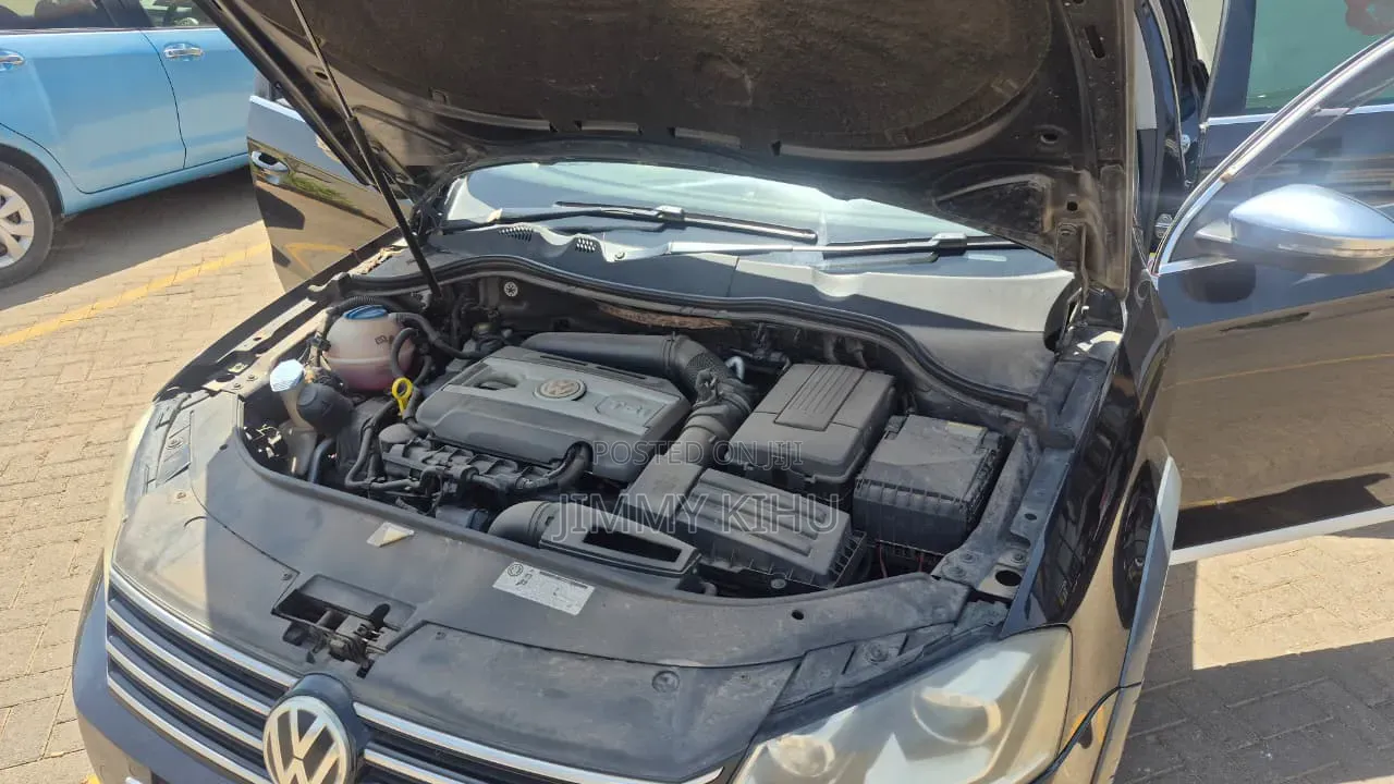 Volkswagen Passat 2014 Black