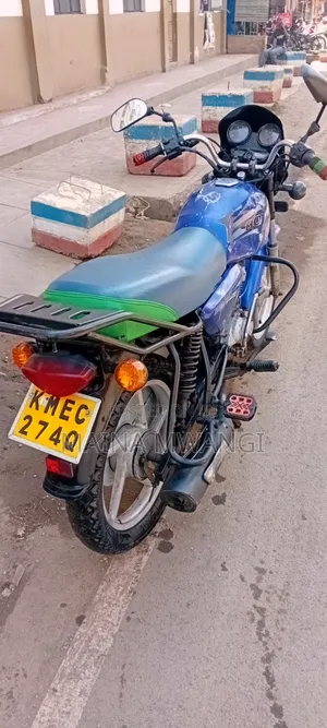 Bajaj Boxer 2019 Blue