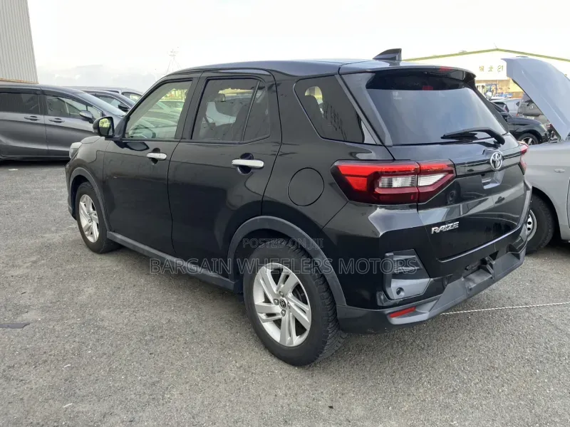 Toyota Raize 2020 Black