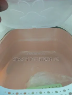 Closed Cat Litter Box