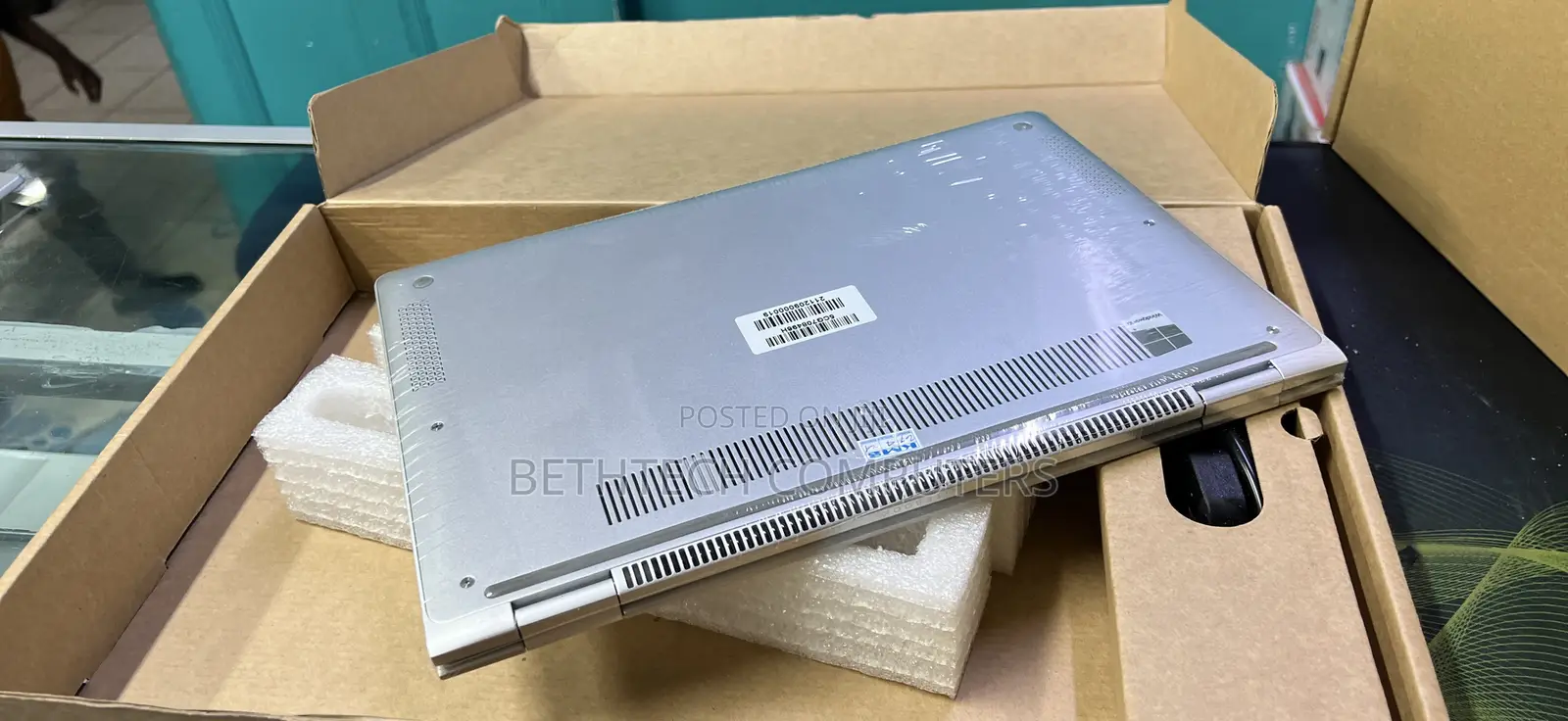 New Laptop HP EliteBook X360 1030 G2 8GB Intel Core i5 SSD 256GB