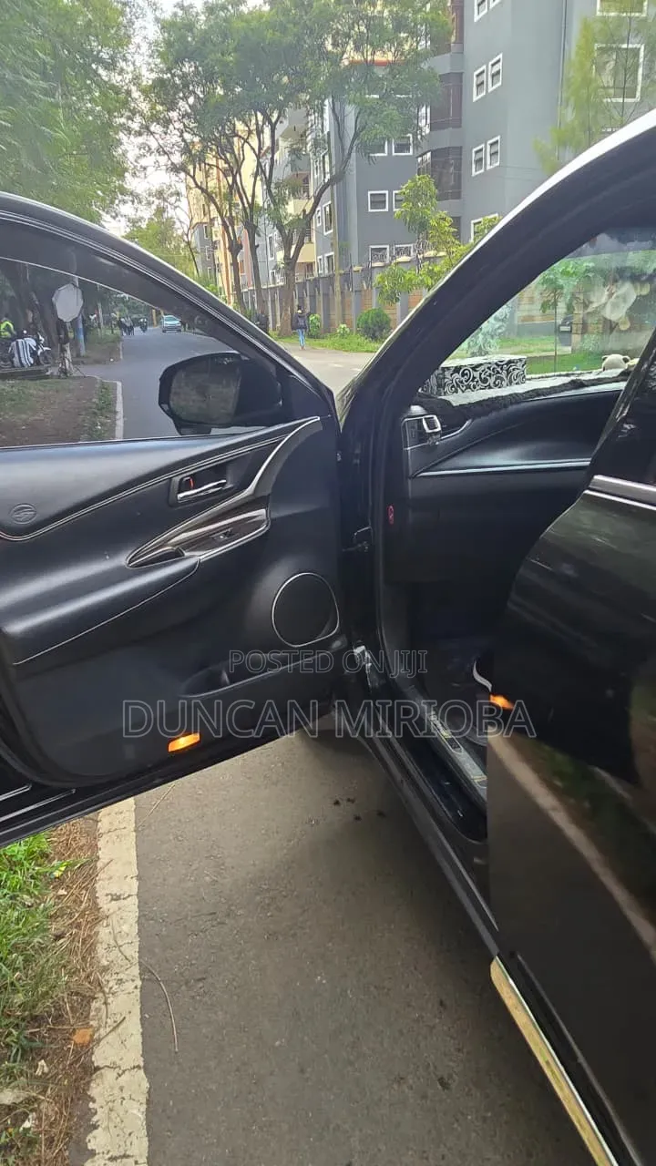 Toyota Harrier 2017 Black