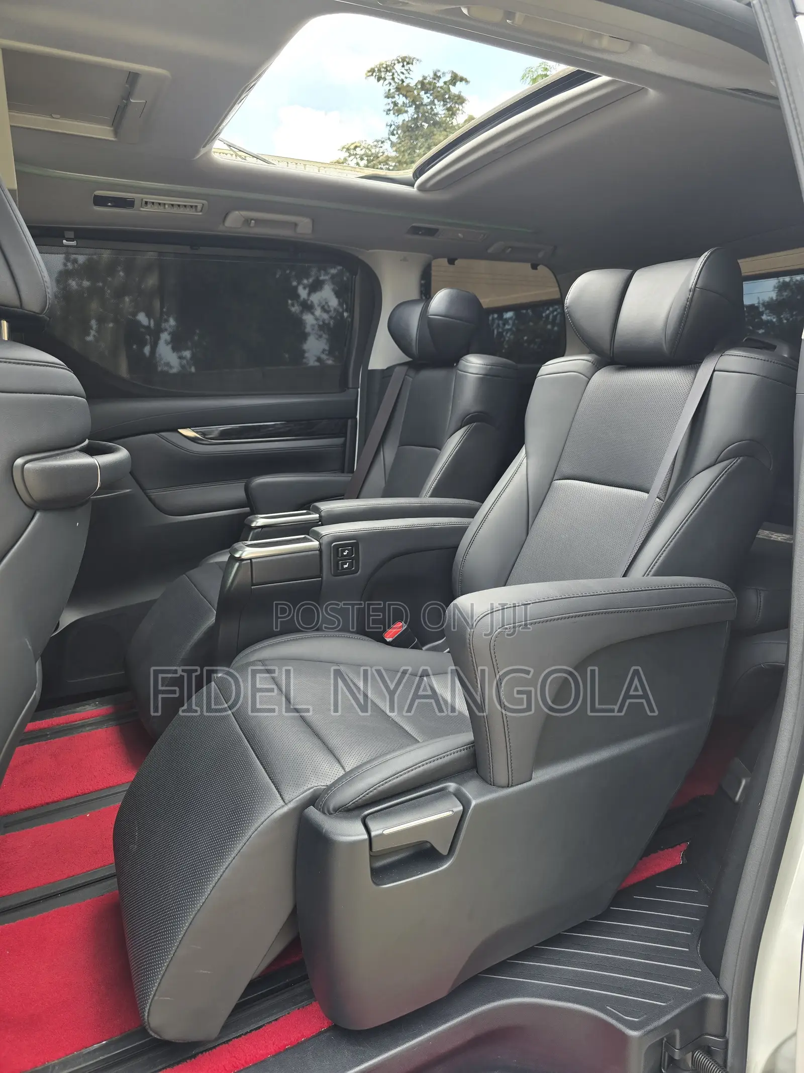 Toyota Alphard 2.5 Petrol AWD 2019 White