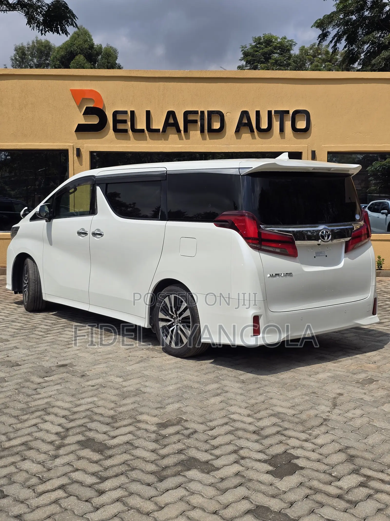 Toyota Alphard 2.5 Petrol AWD 2019 White