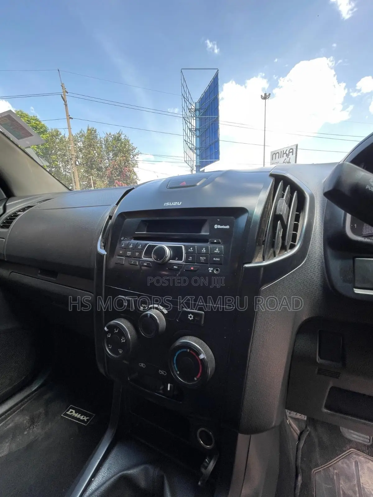 Isuzu D-MAX 2015 White