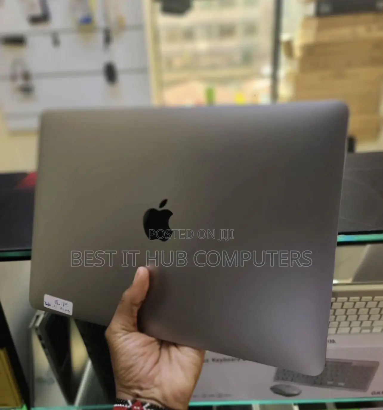 Laptop Apple MacBook Pro 2018 16GB Intel Core i7 SSD 256GB