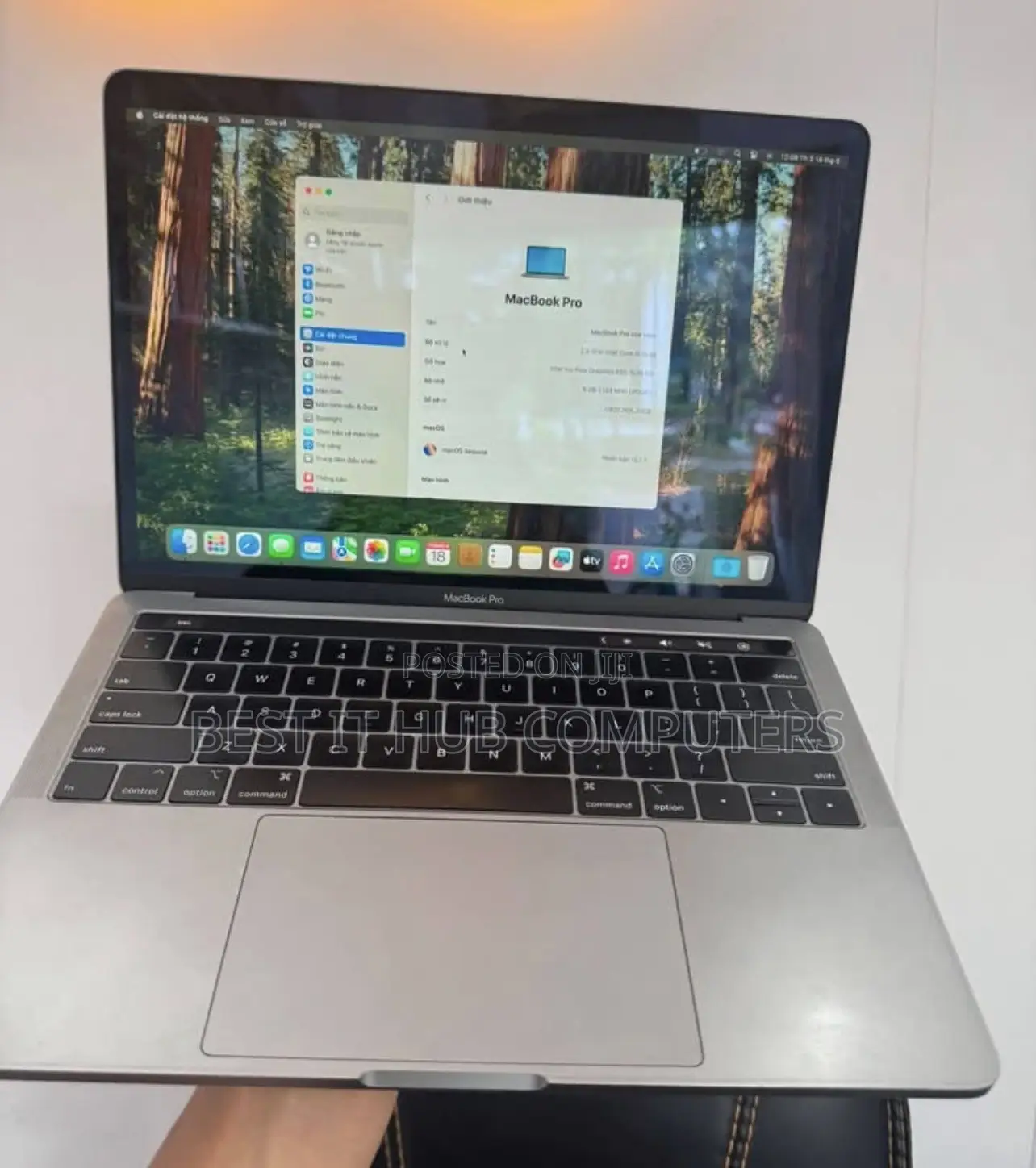 Laptop Apple MacBook Pro 2018 16GB Intel Core i7 SSD 256GB