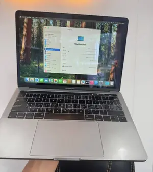 Laptop Apple MacBook Pro 2018 16GB Intel Core i7 SSD 256GB
