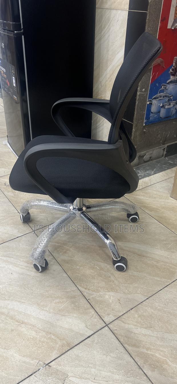 Adjustable Office Chairs - thumbnail 2