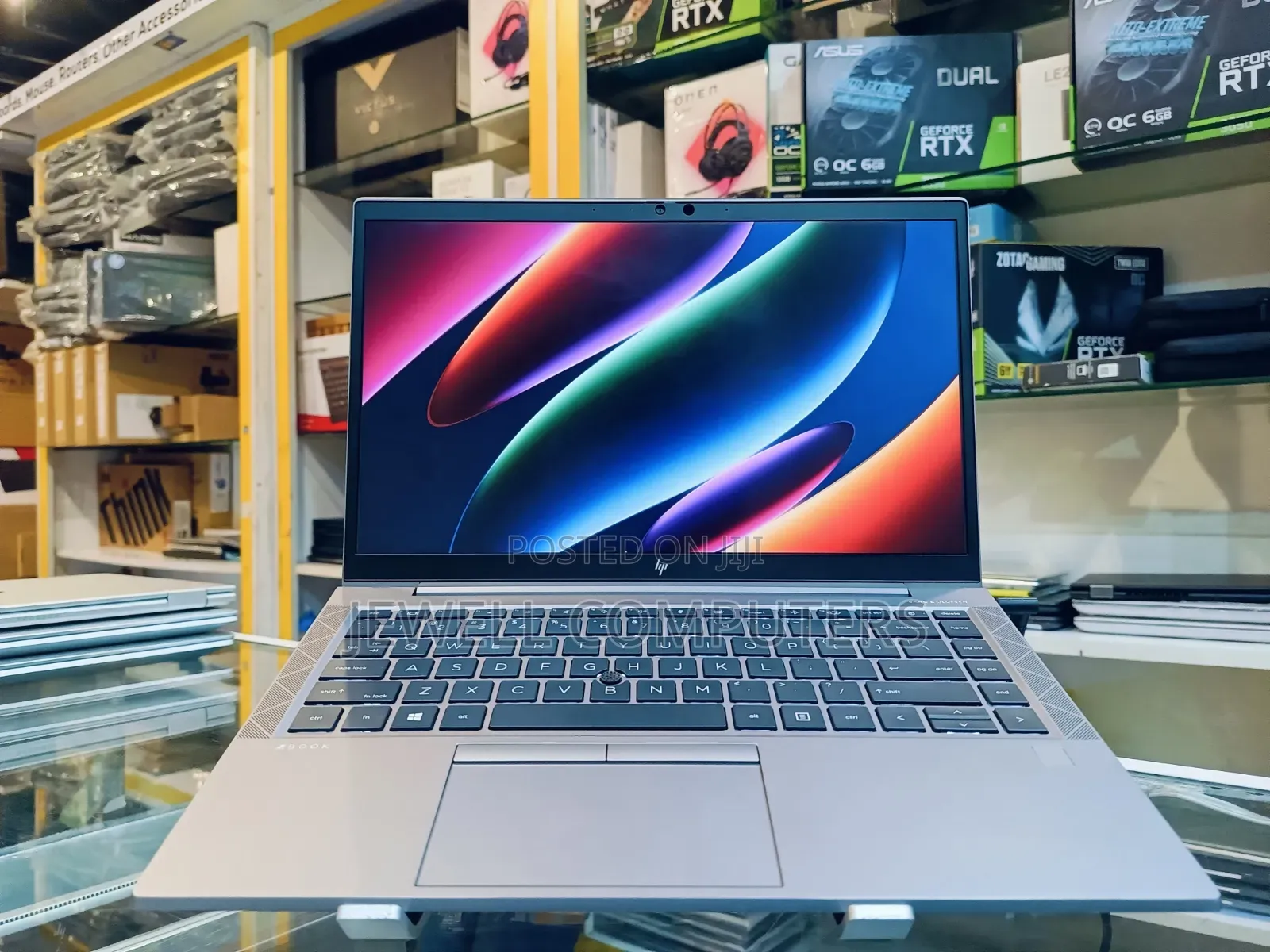 Laptop HP ZBook Firefly 14 G7 16GB Intel Core i7 SSD 256GB