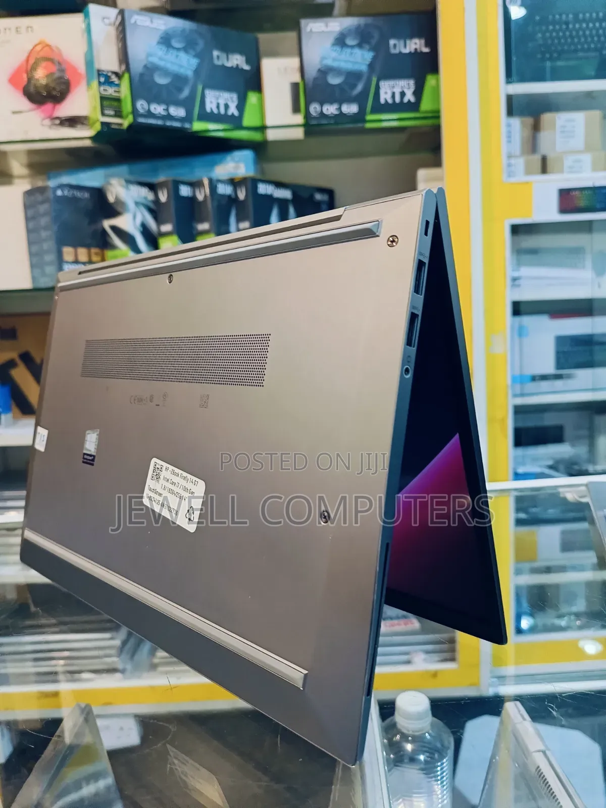 Laptop HP ZBook Firefly 14 G7 16GB Intel Core i7 SSD 256GB