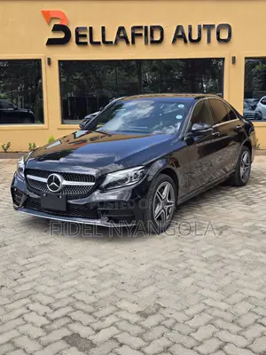 Mercedes-Benz C200 2019 Black