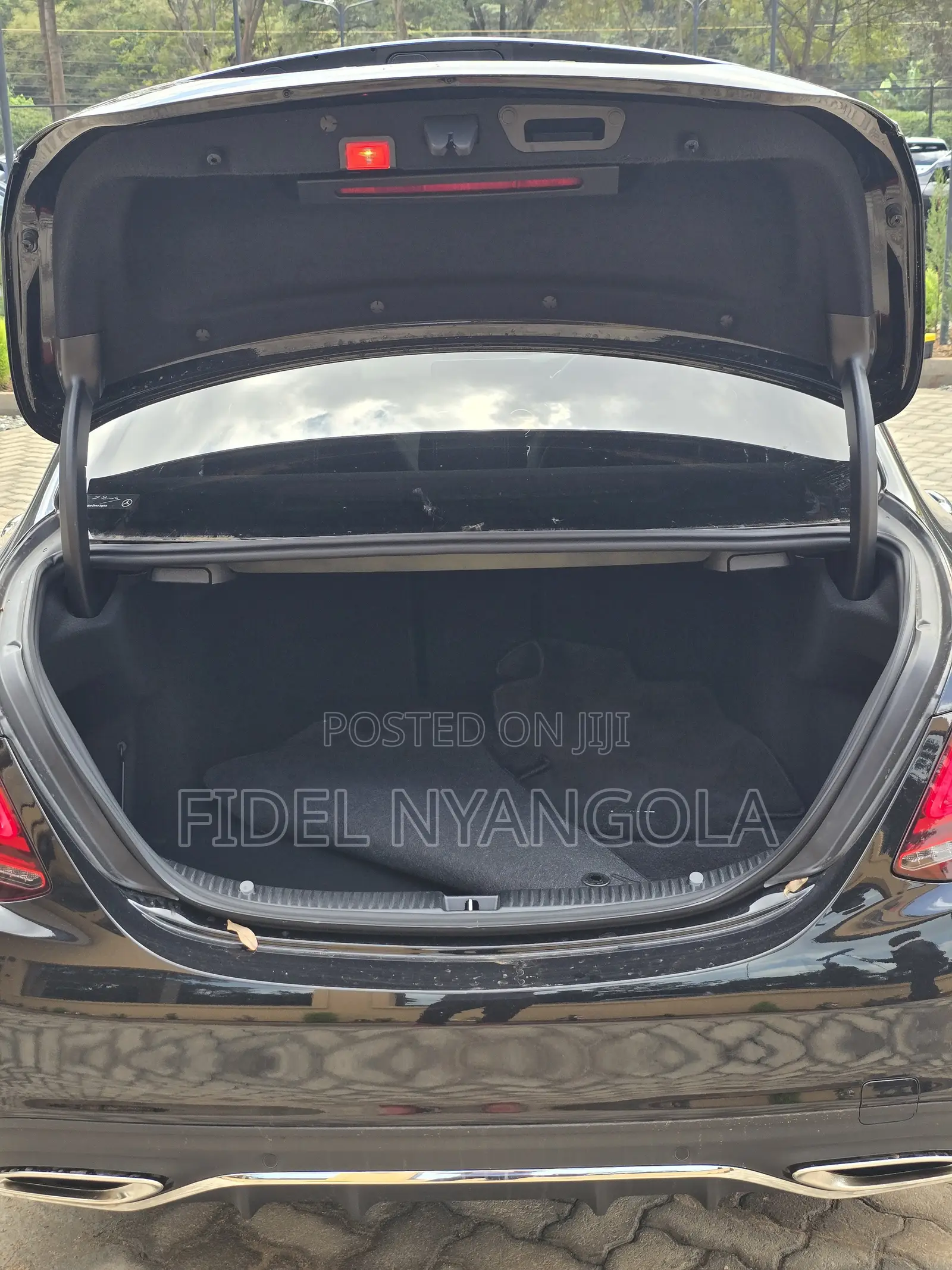 Mercedes-Benz C200 2019 Black