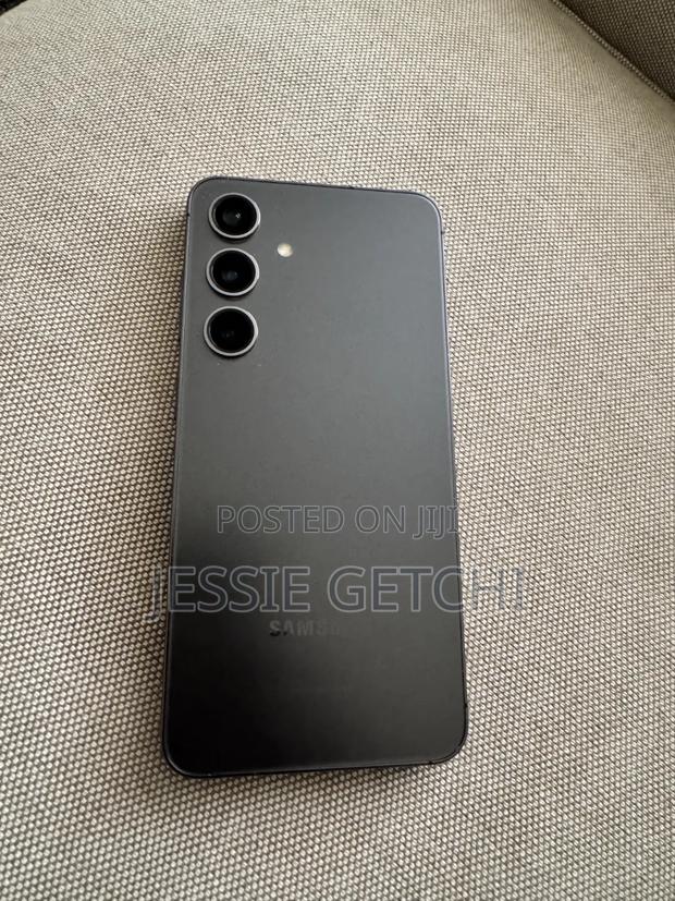 Samsung Galaxy S24 128 GB Gray - thumbnail 6