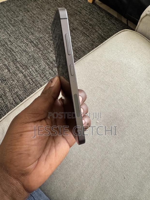 Samsung Galaxy S24 128 GB Gray - thumbnail 7