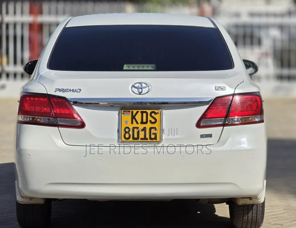 Toyota Premio 2017 White