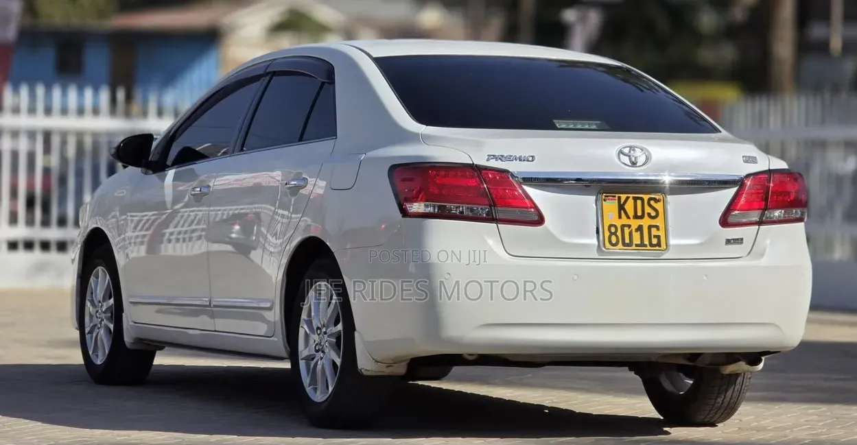 Toyota Premio 2017 White