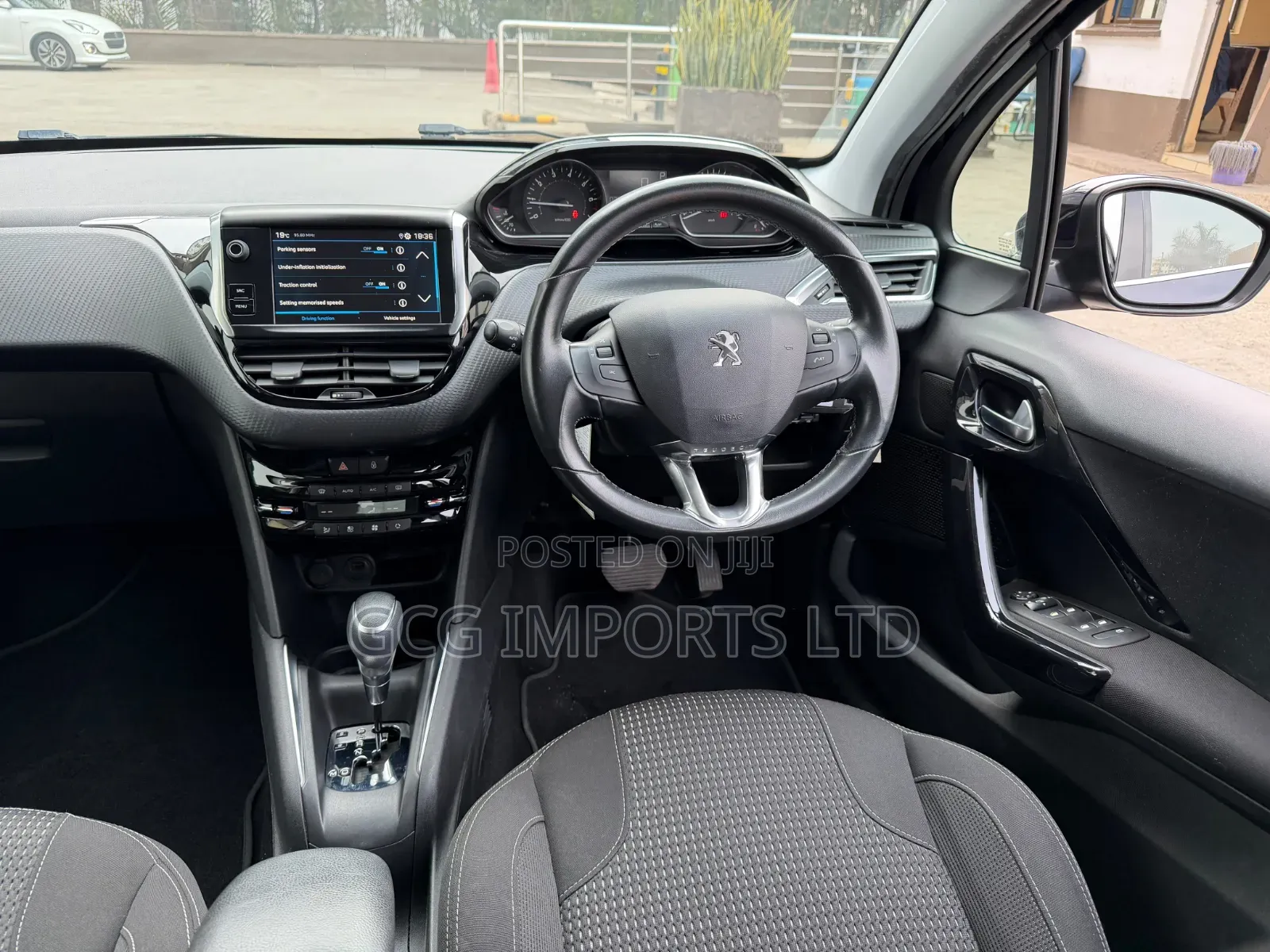 Peugeot 208 2019 Black