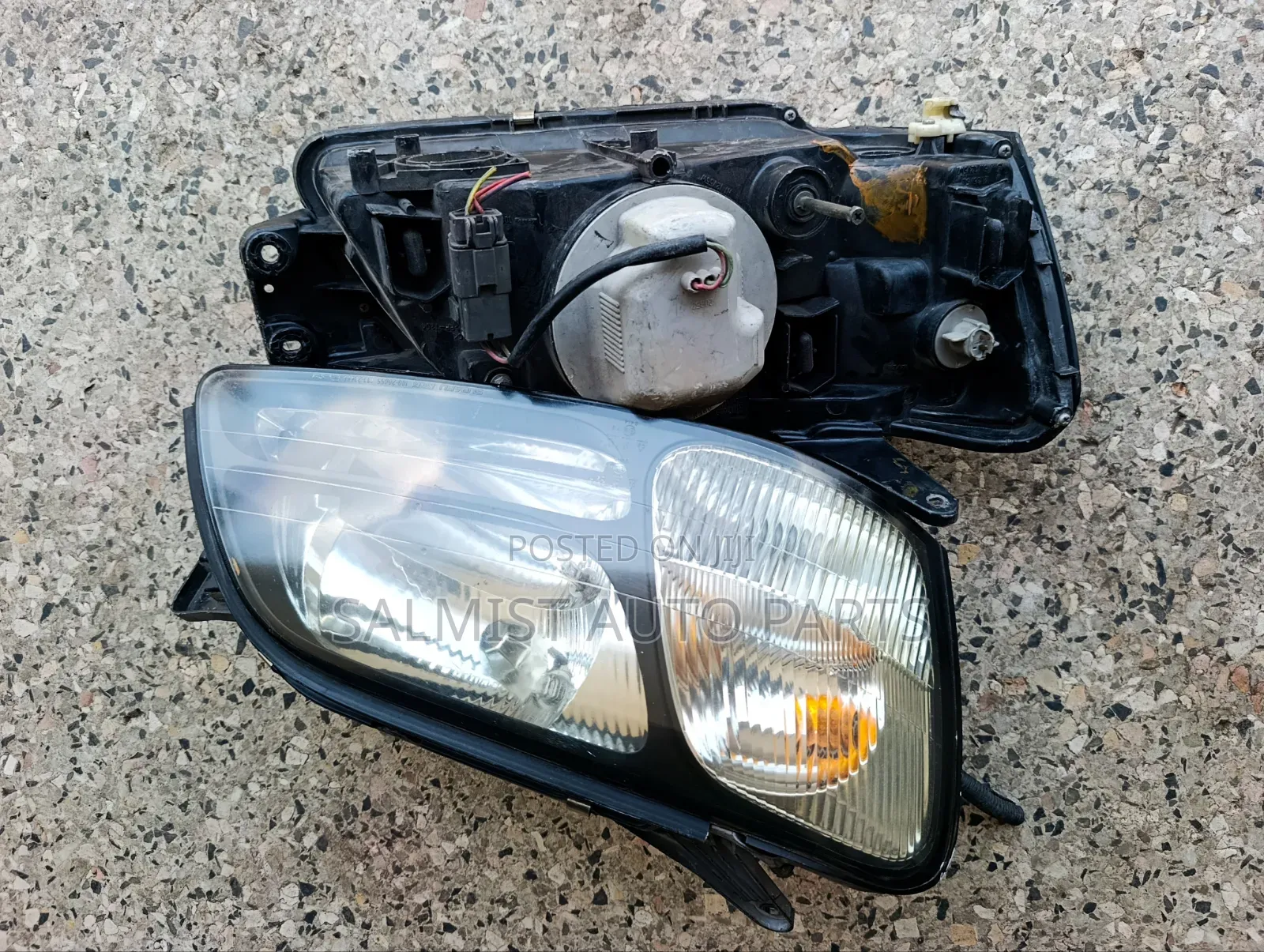 Subaru Legacy BH5 Headlight Non Xenon