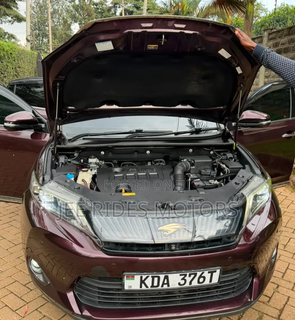 Toyota Harrier 2015 Maroon