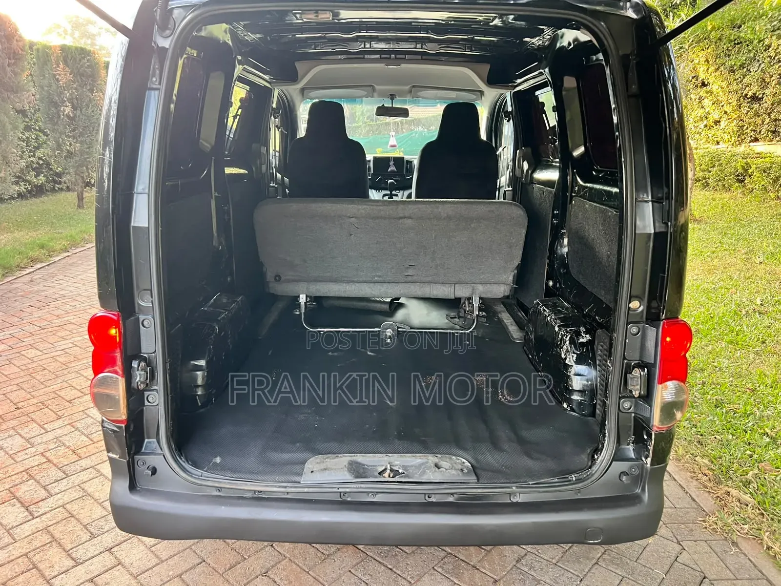 Nissan NV200 2013 Black