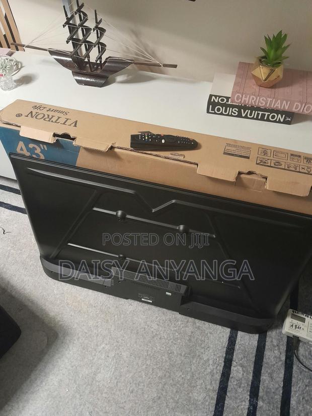 Vitron 43inch Smart TV - thumbnail 5