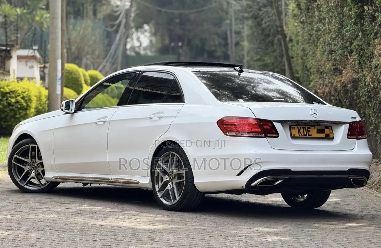 Mercedes-Benz E300 2014 White