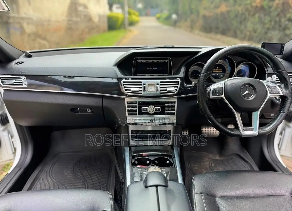 Mercedes-Benz E300 2014 White