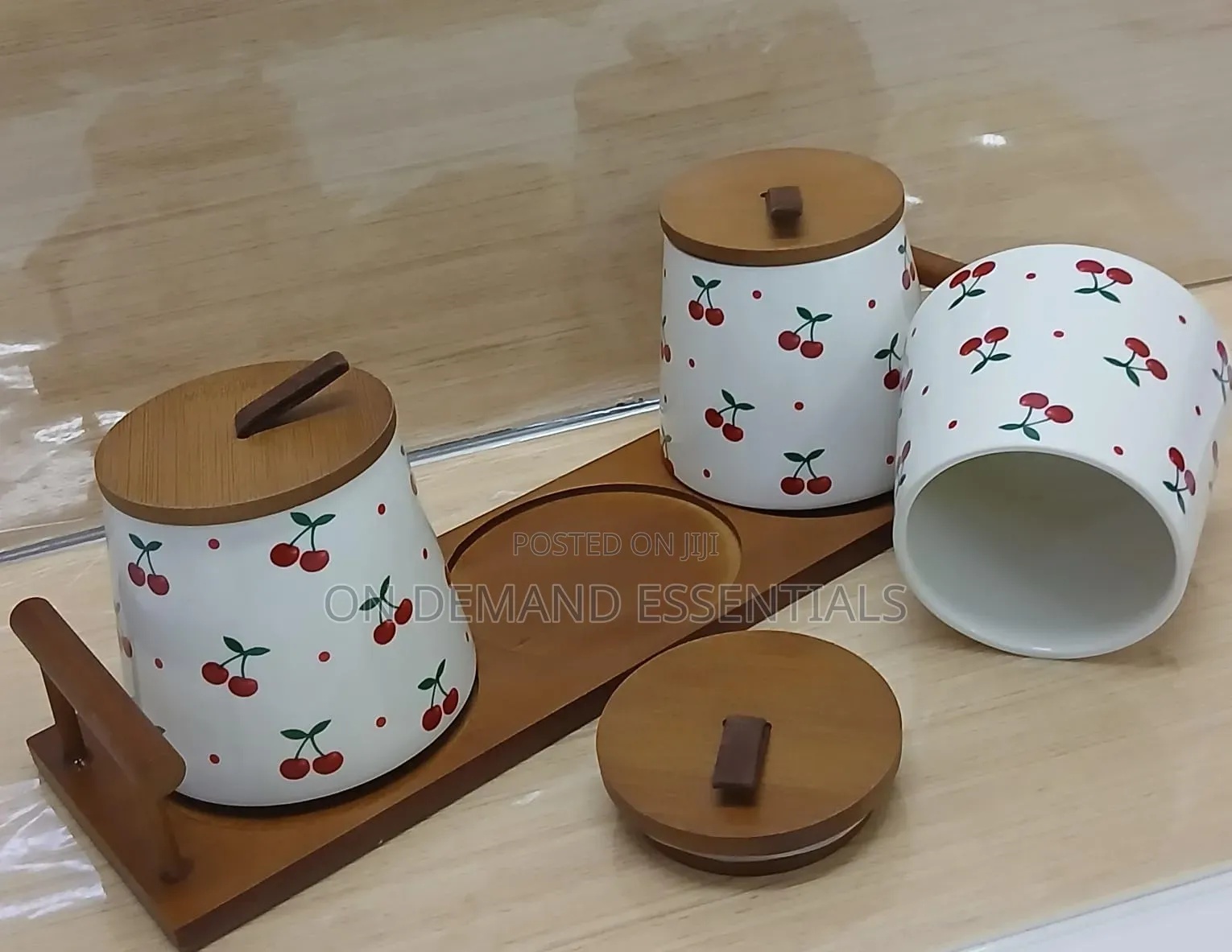 Airtight Storage Containers Plus Tray