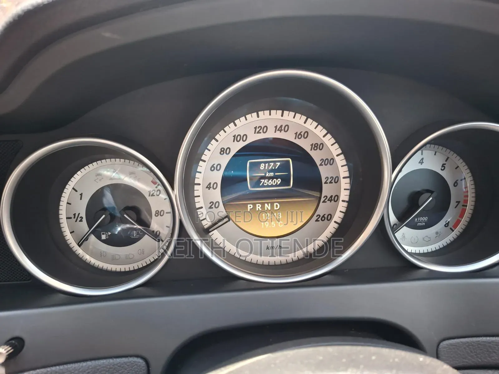 Mercedes-Benz C200 2012 Black