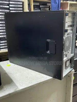 Desktop Computer HP Z2 G4 Tower 16GB Intel Core i7 SSD 512GB