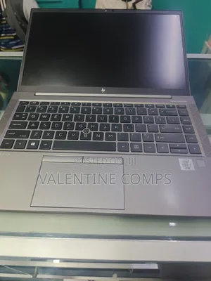 Laptop HP ZBook Firefly 14 G7 16GB Intel Core i7 SSD 256GB