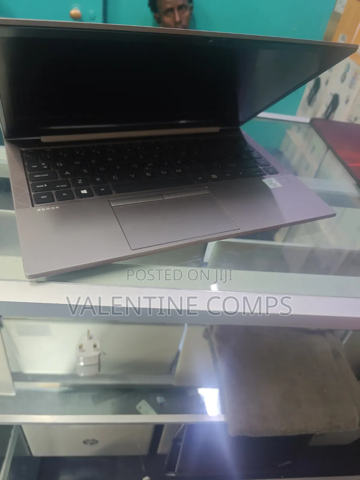 Laptop HP ZBook Firefly 14 G7 16GB Intel Core i7 SSD 256GB