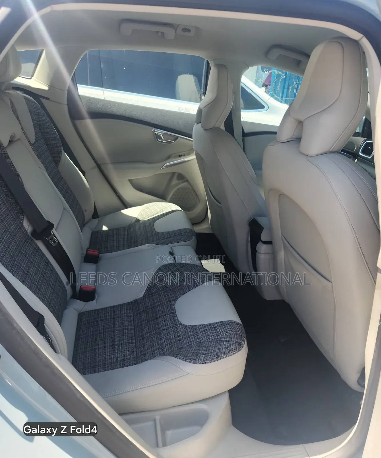 Volvo V40 2019