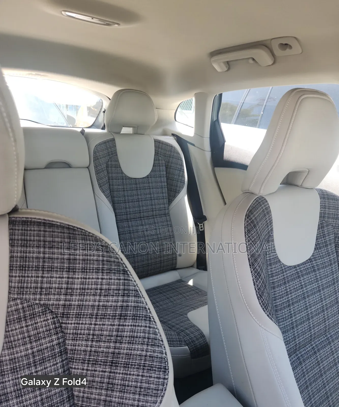 Volvo V40 2019