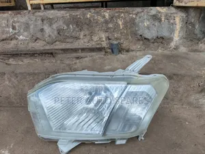 Headlight/Headlamp Probox New Model