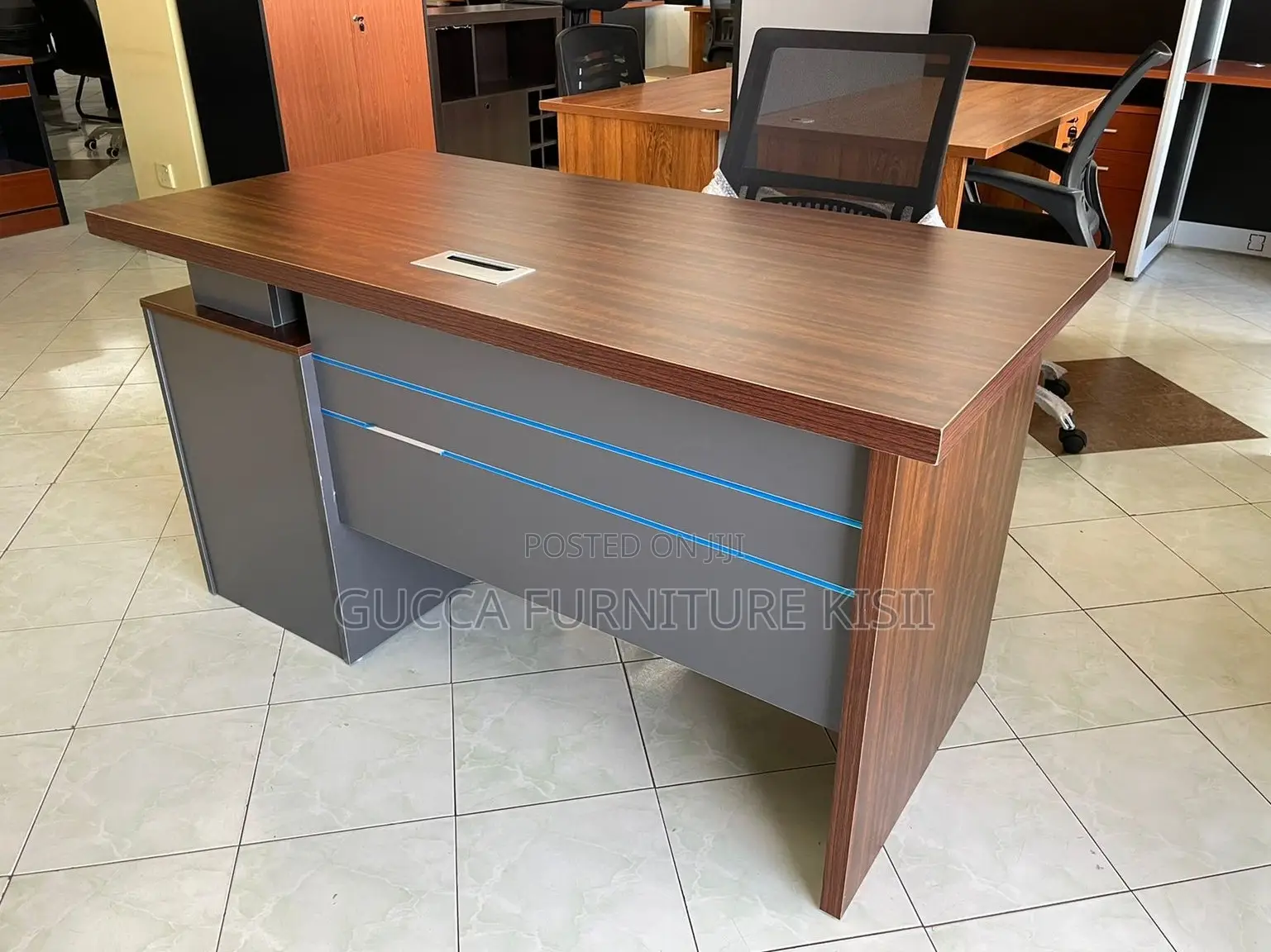 Office Desk; 1.4M Executive Office Desk With Storage