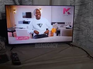 Eefa 32' Screen Monitor