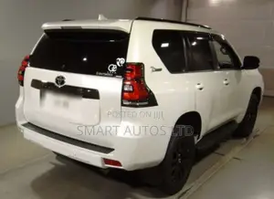 Toyota Land Cruiser Prado 2022 Pearl