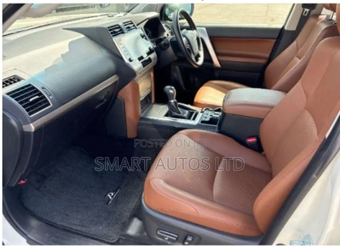 Toyota Land Cruiser Prado 2022 Pearl